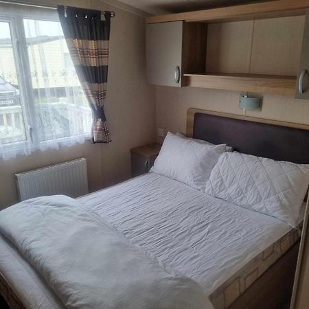 8 Berth Deluxe Caravan Palm Grove 142 Golden Palm Chapel St Leonards Exterior photo
