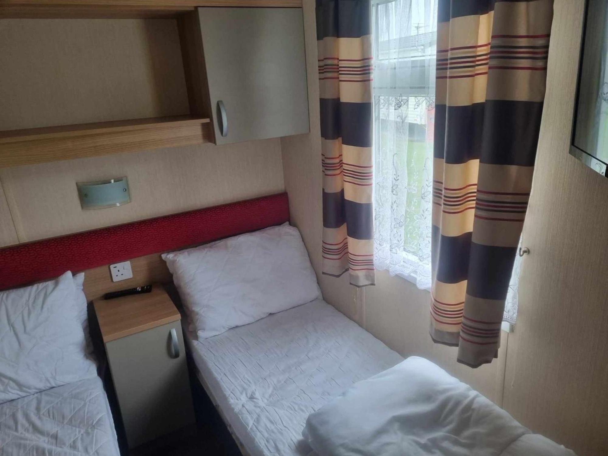 8 Berth Deluxe Caravan Palm Grove 142 Golden Palm Chapel St Leonards Exterior photo